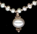 0058: Pearl drop necklace